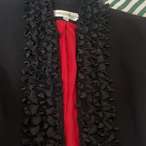 Novello-Bloom - vintage wool jacket - ruffled ribbon accented - size 6 - Picture 5 of 9